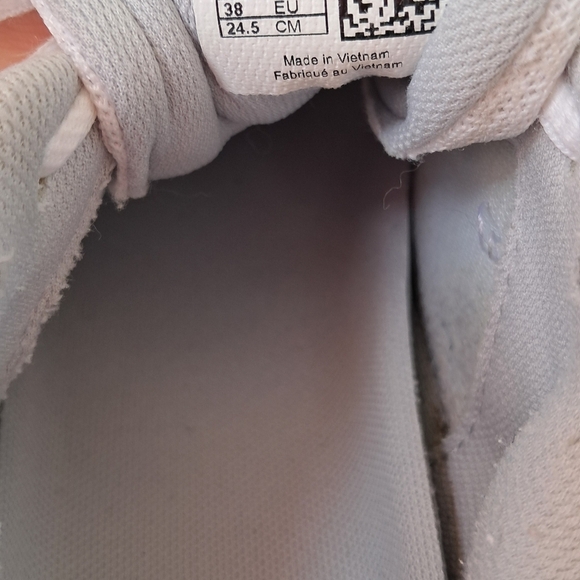 New Balance 857 White Sneakers Size 7 1/2 - Picture 4 of 9